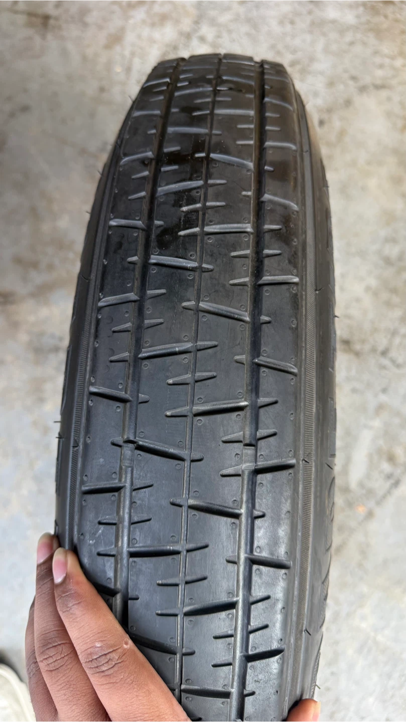 2016 Hyundai Tucson spare wheel, tools and jack - photo 4