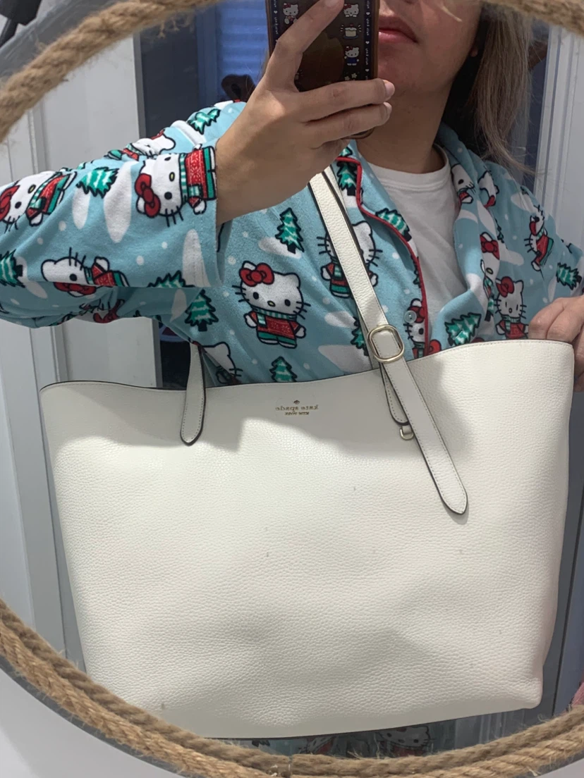 🍀 💚 Kate Spade White Leather Tote Bag Price Firm 🍀💚 - photo 3