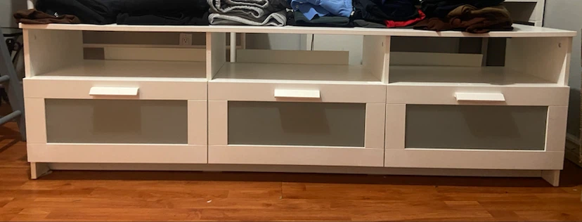 Moving sale - Ikea tv stand - photo 4