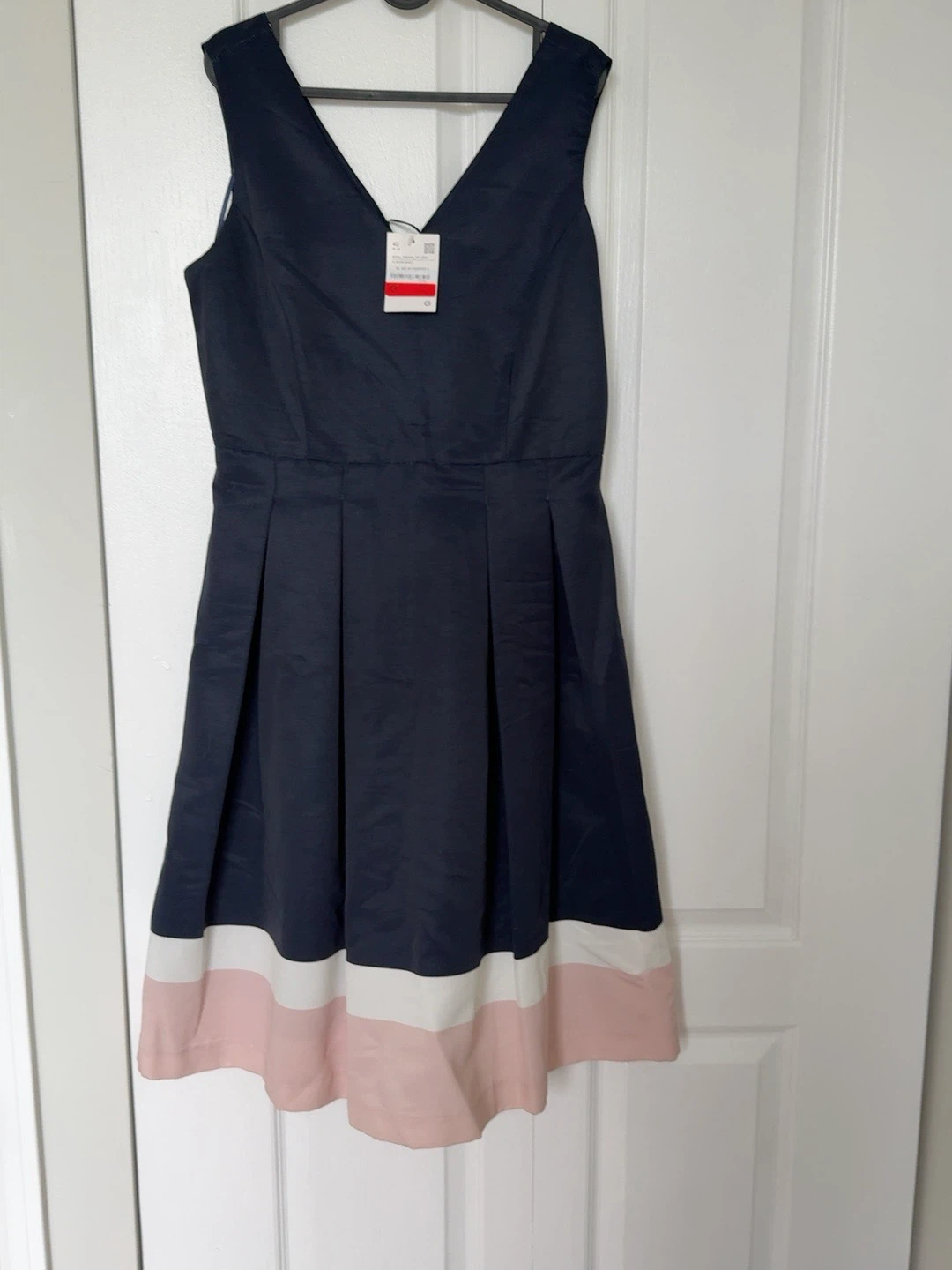 New with Tags C&A Navy & Pink Dress – Size 40