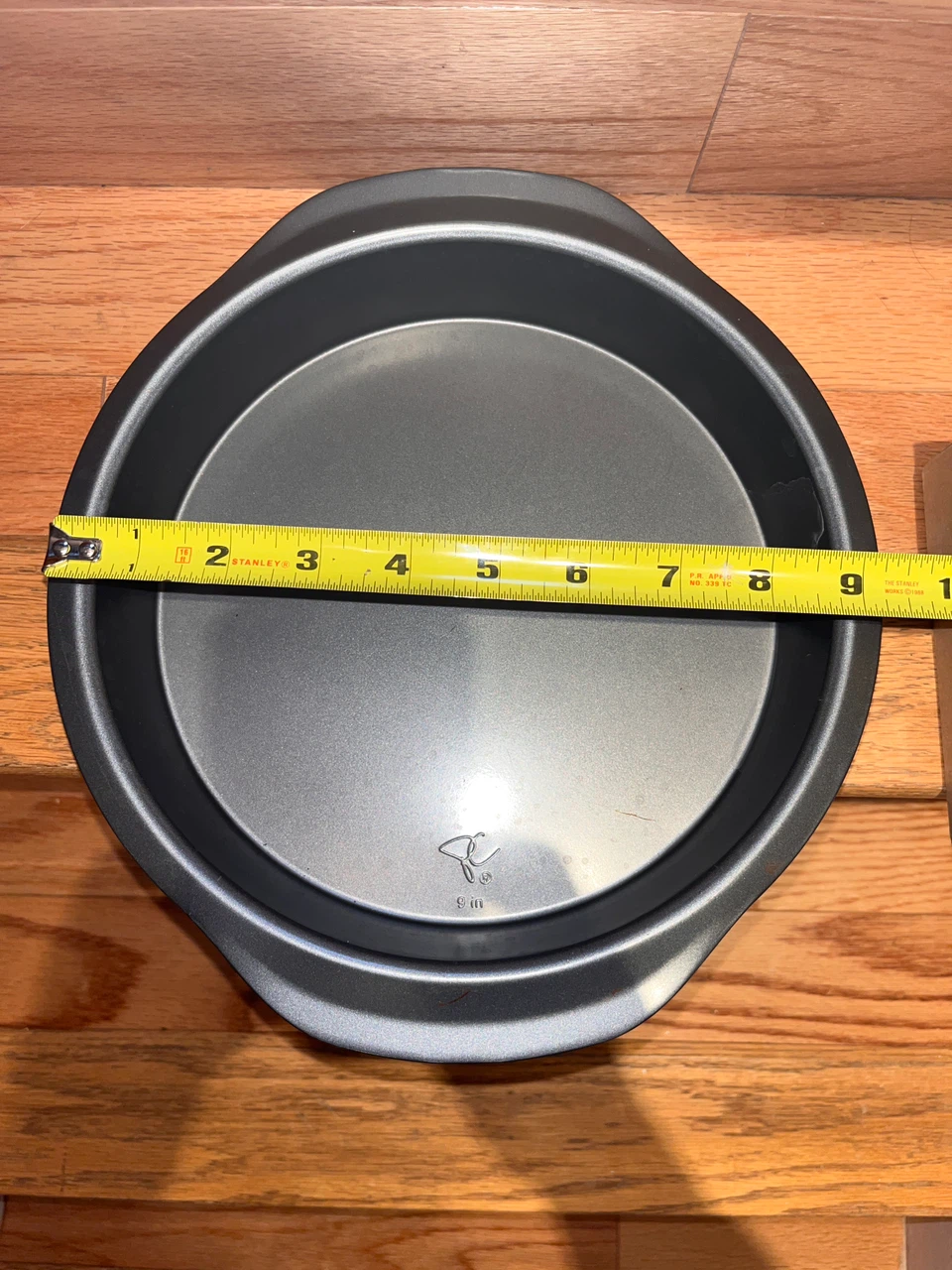 Round Cake Pan