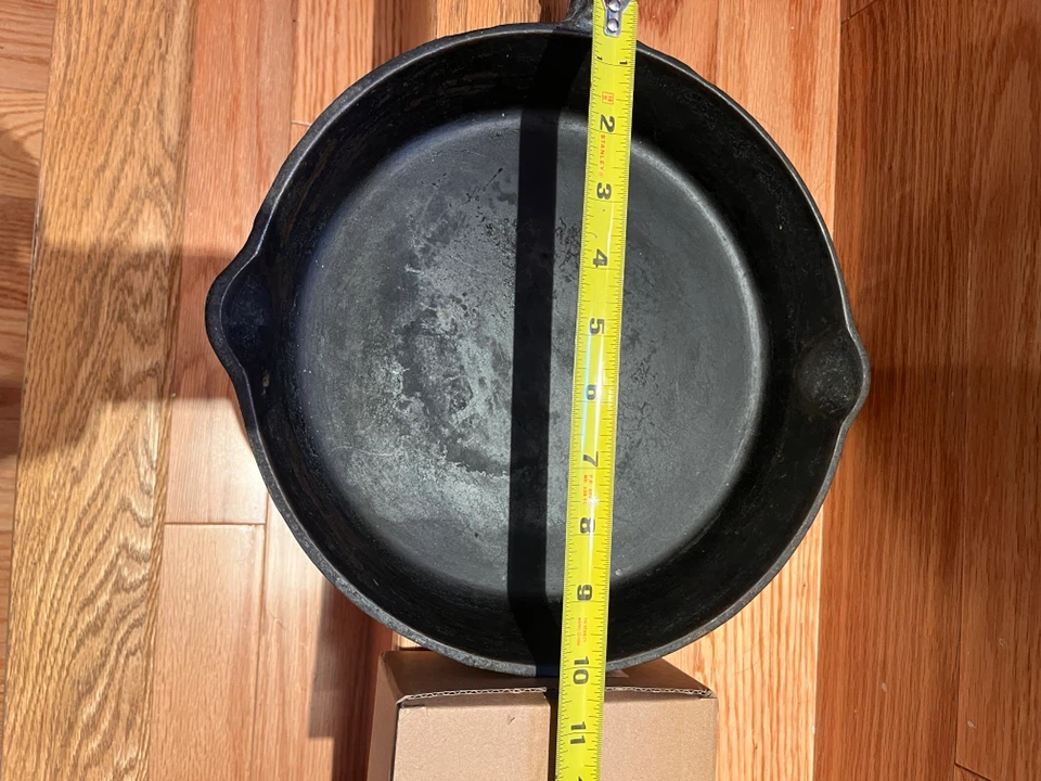 Vintage Cast Iron Skillet - photo 3