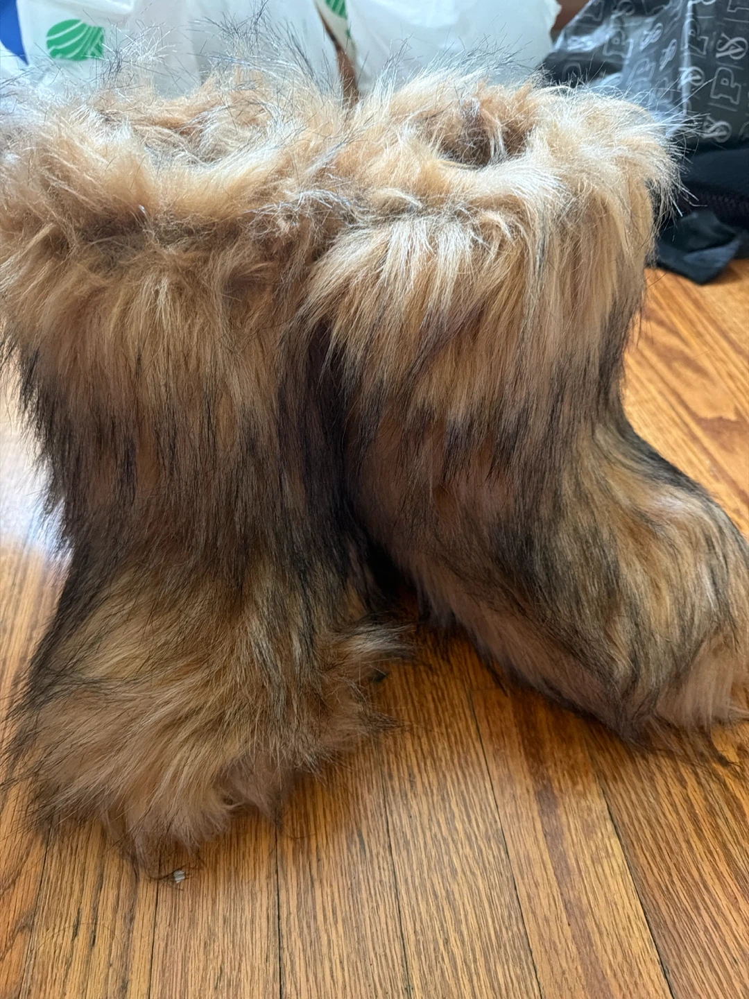 Faux Fur Trim Accent - photo 2