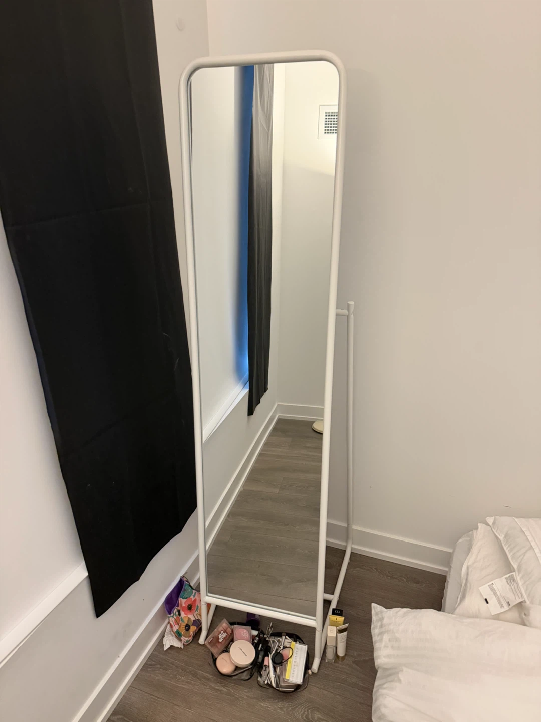 IKEA KNAPPER standing mirror in white