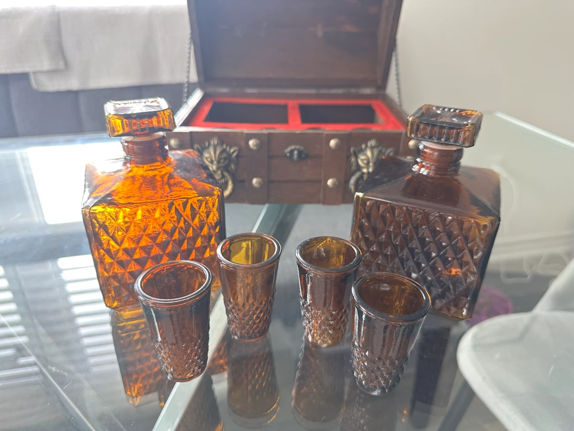 Vintage Decanter Set - photo 3