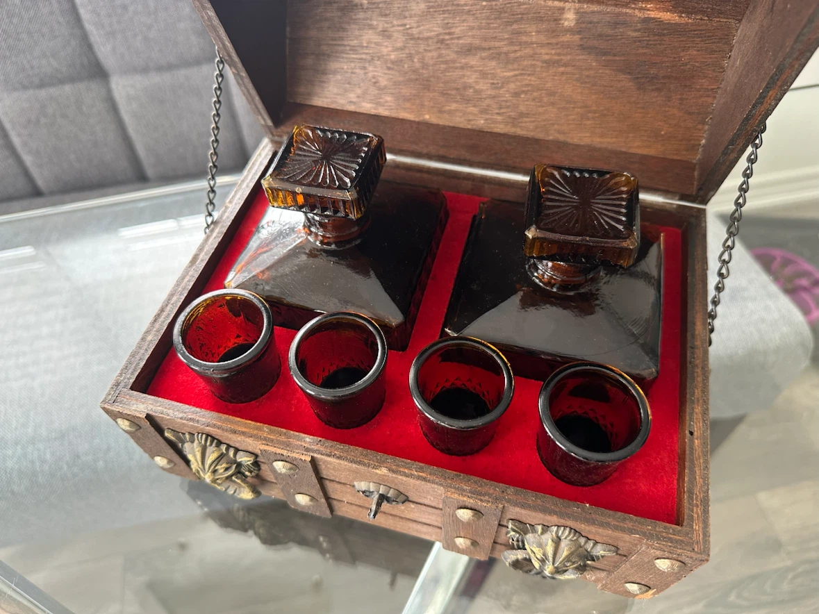 Vintage Decanter Set - photo 4