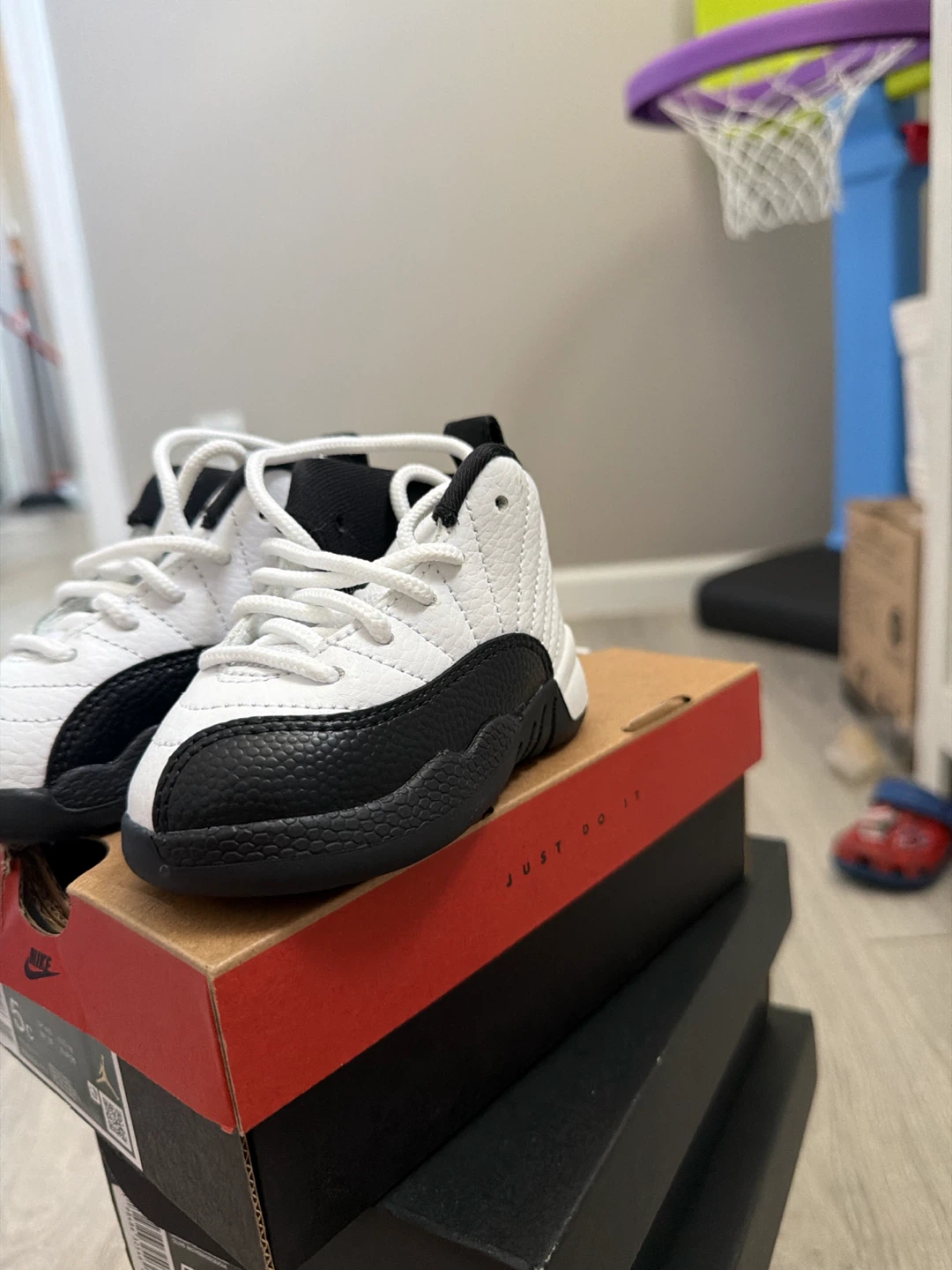 Nike Jordan 12 Retro TD Toddler Shoes - photo 3