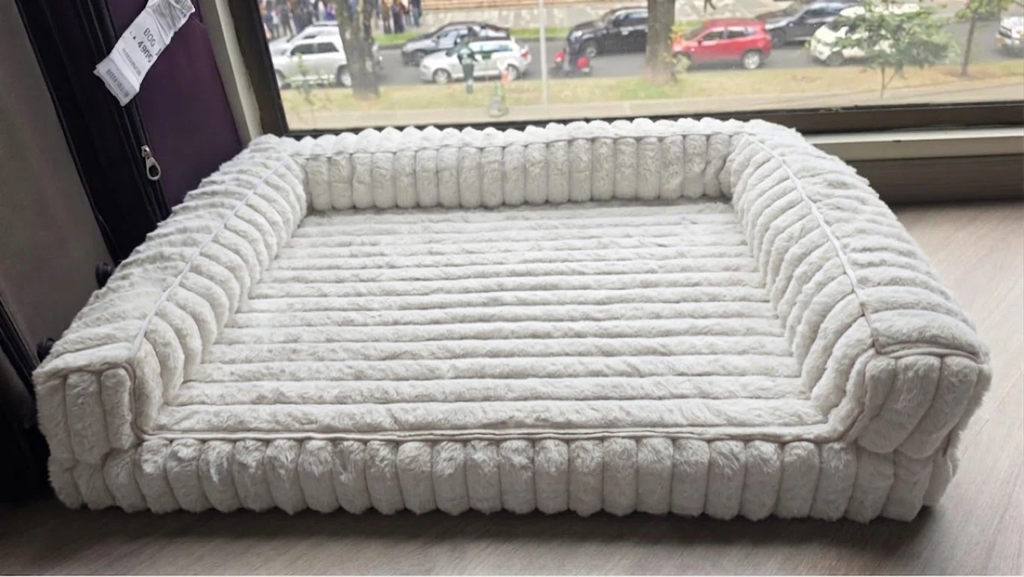 Bedsure ComfyFleece™ Pet Sofa - Brand new - photo 5