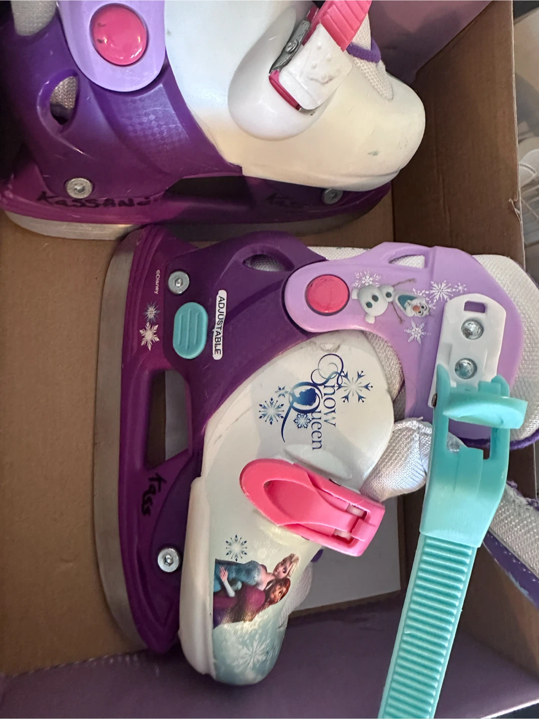 Disney Frozen Adjustable Girls Skates Y8-Y11 - photo 2