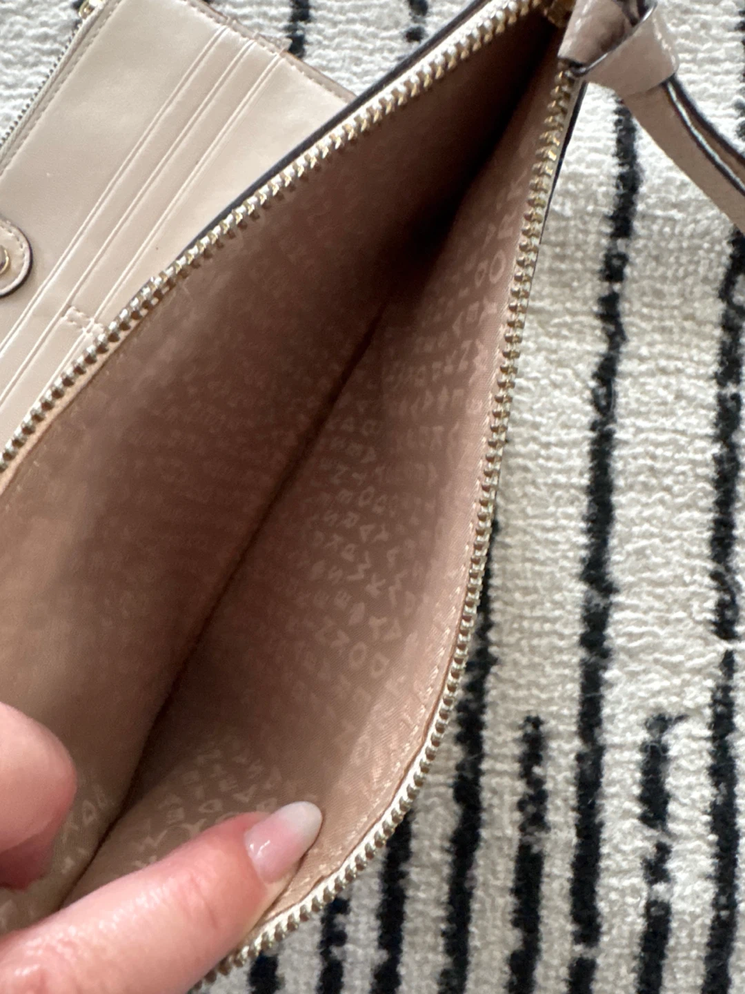 Kate Spade Wallet - Beige EUC - photo 4
