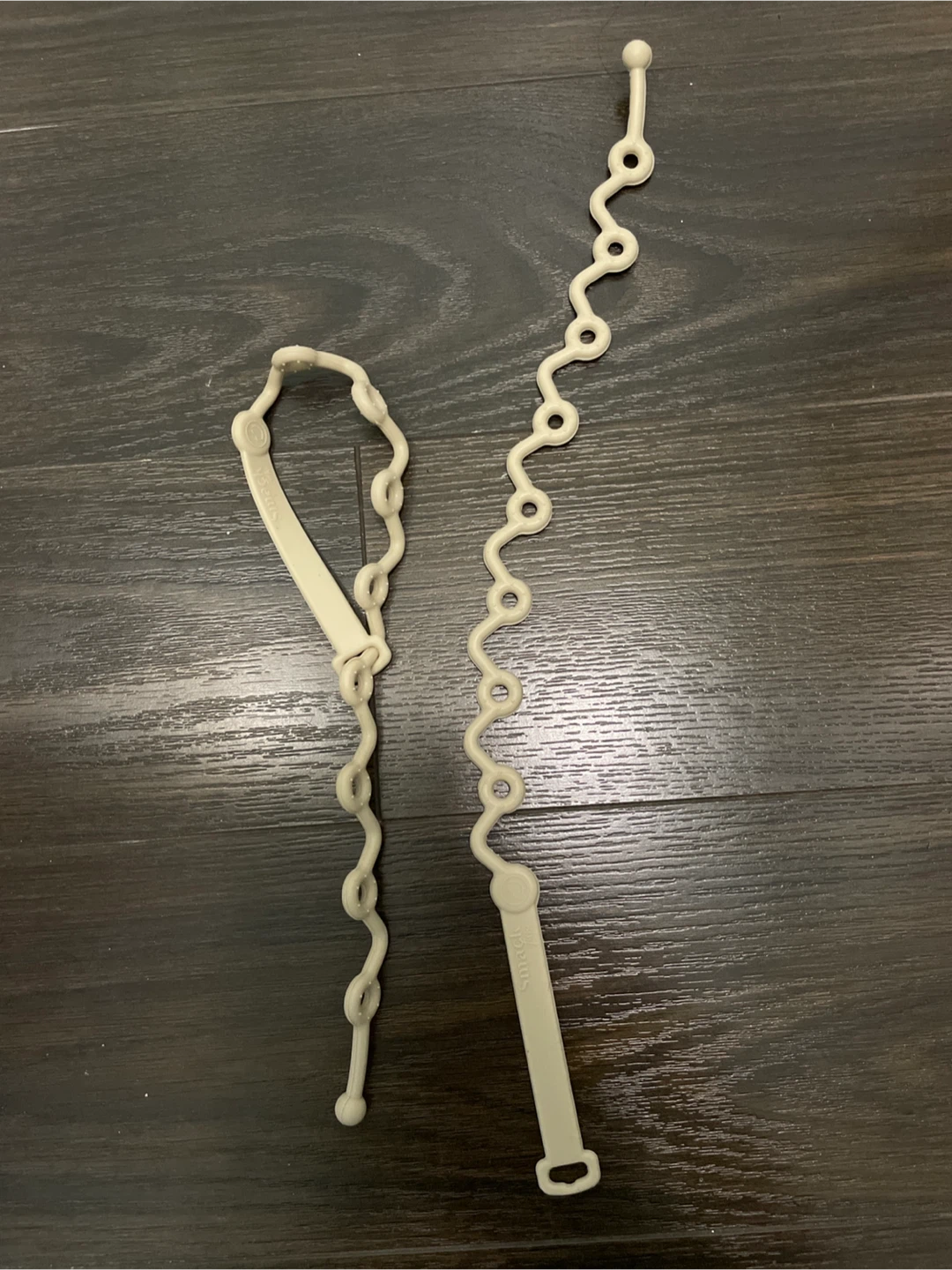 Smack silicone toy/bottle straps
