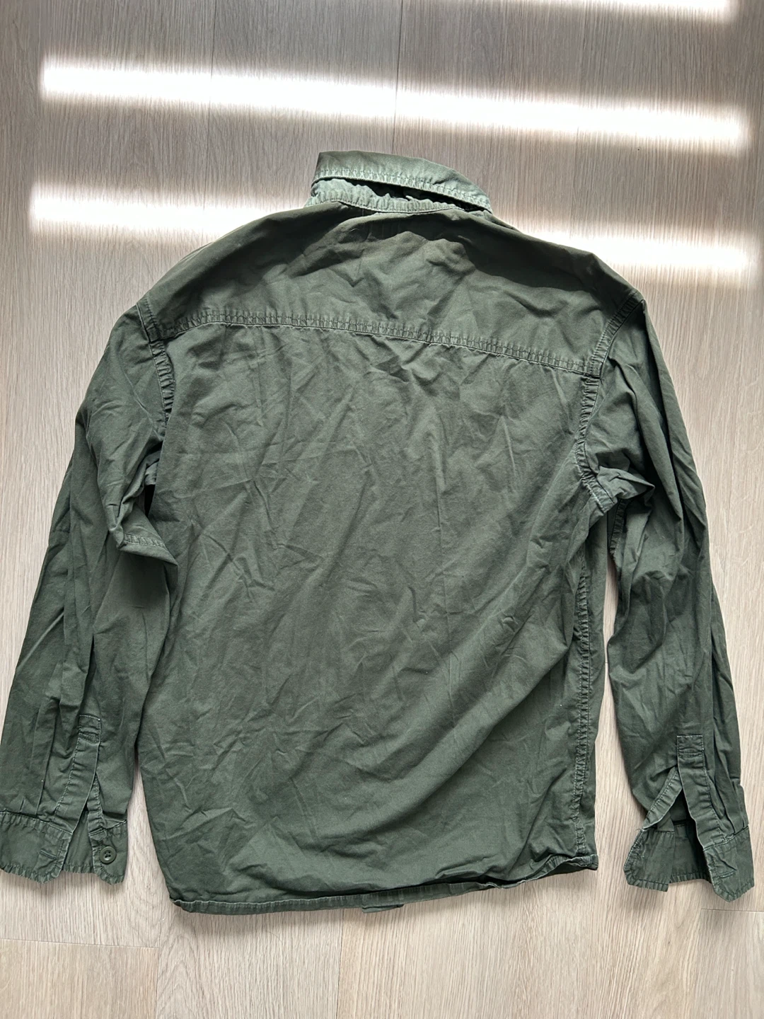 Uniqlo Green Button-Up Shirt - photo 3