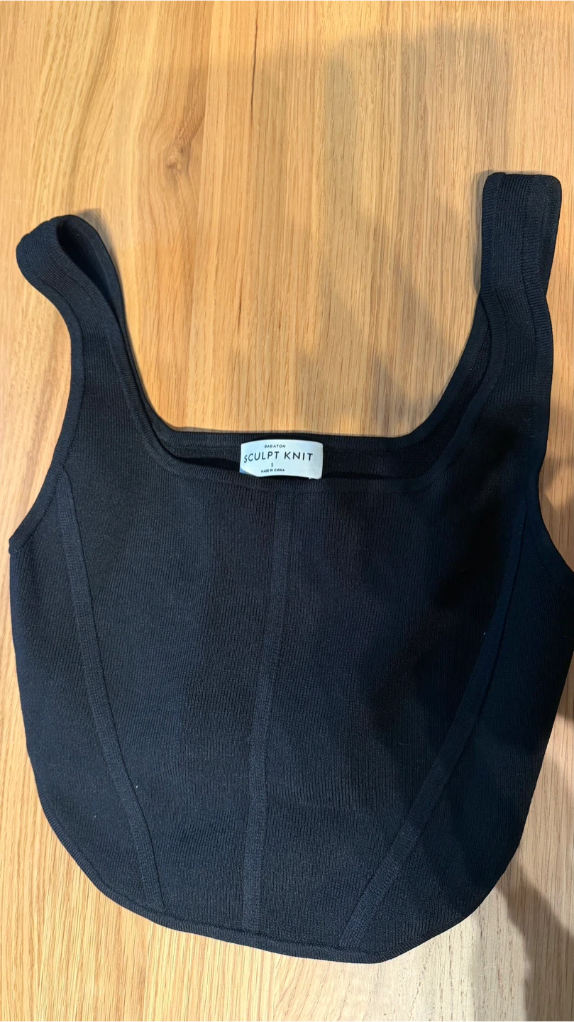 Babaton Sculpt Knit Top - small