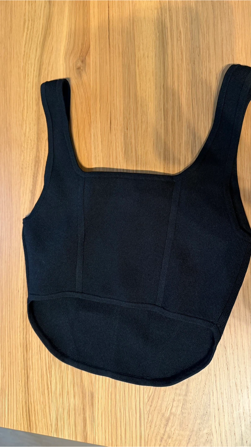 Babaton Sculpt Knit Top - small - photo 2