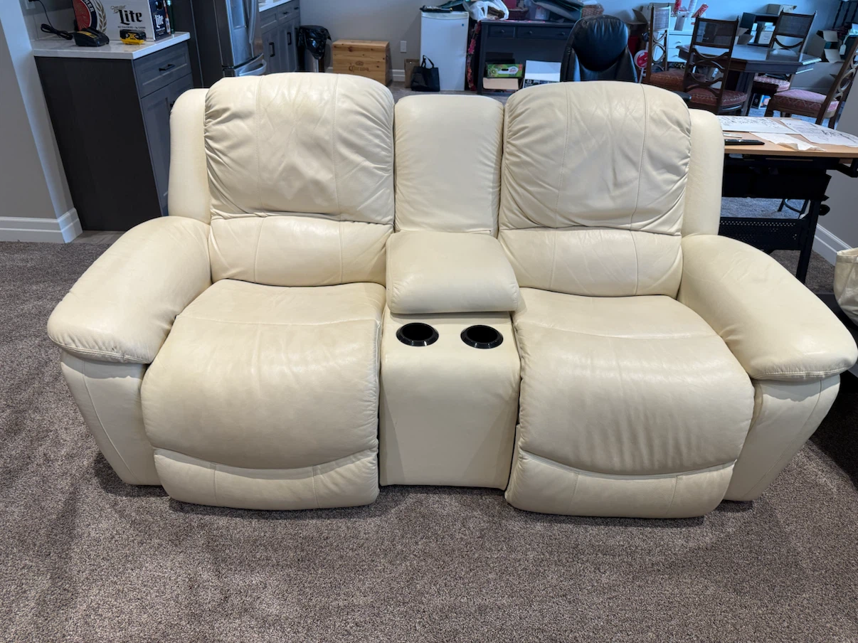 2 piece cream leather couch set - photo 2