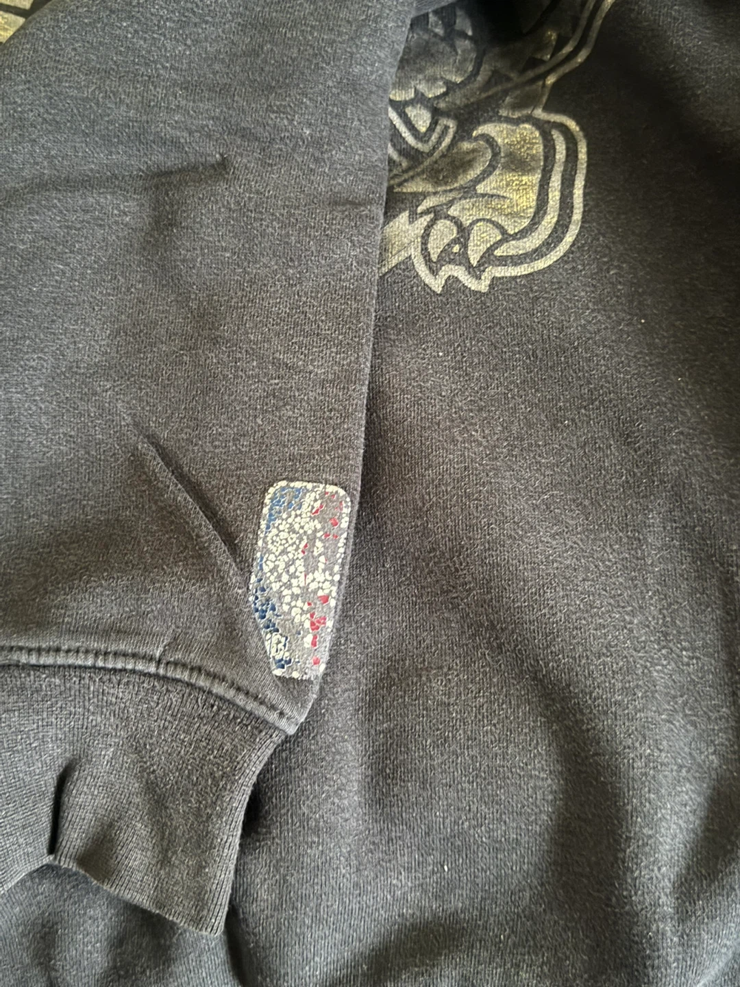 Mitchell & Ness Toronto Raptors sweater with holographic logo