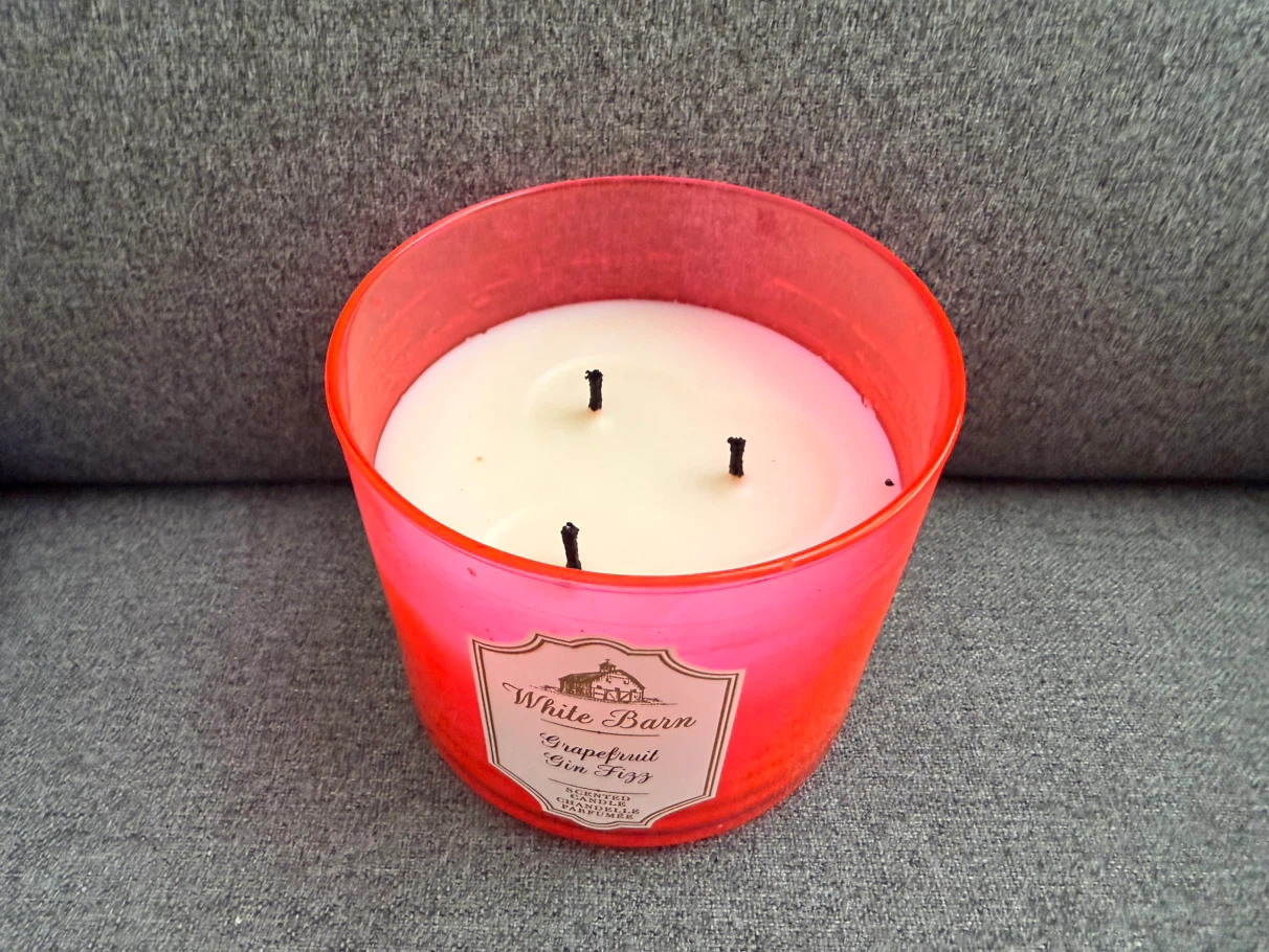 $5 for all!! Set of 3 Scented 3-Wick Candles - photo 3