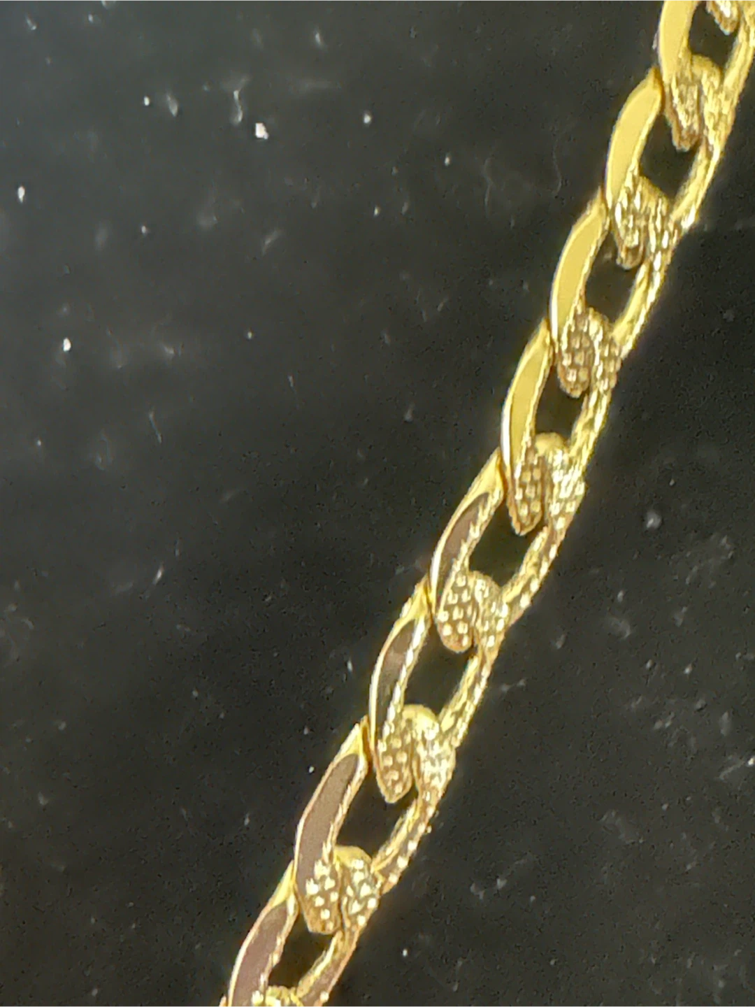 14k Gold tone laminated chain with boy pendant - photo 4