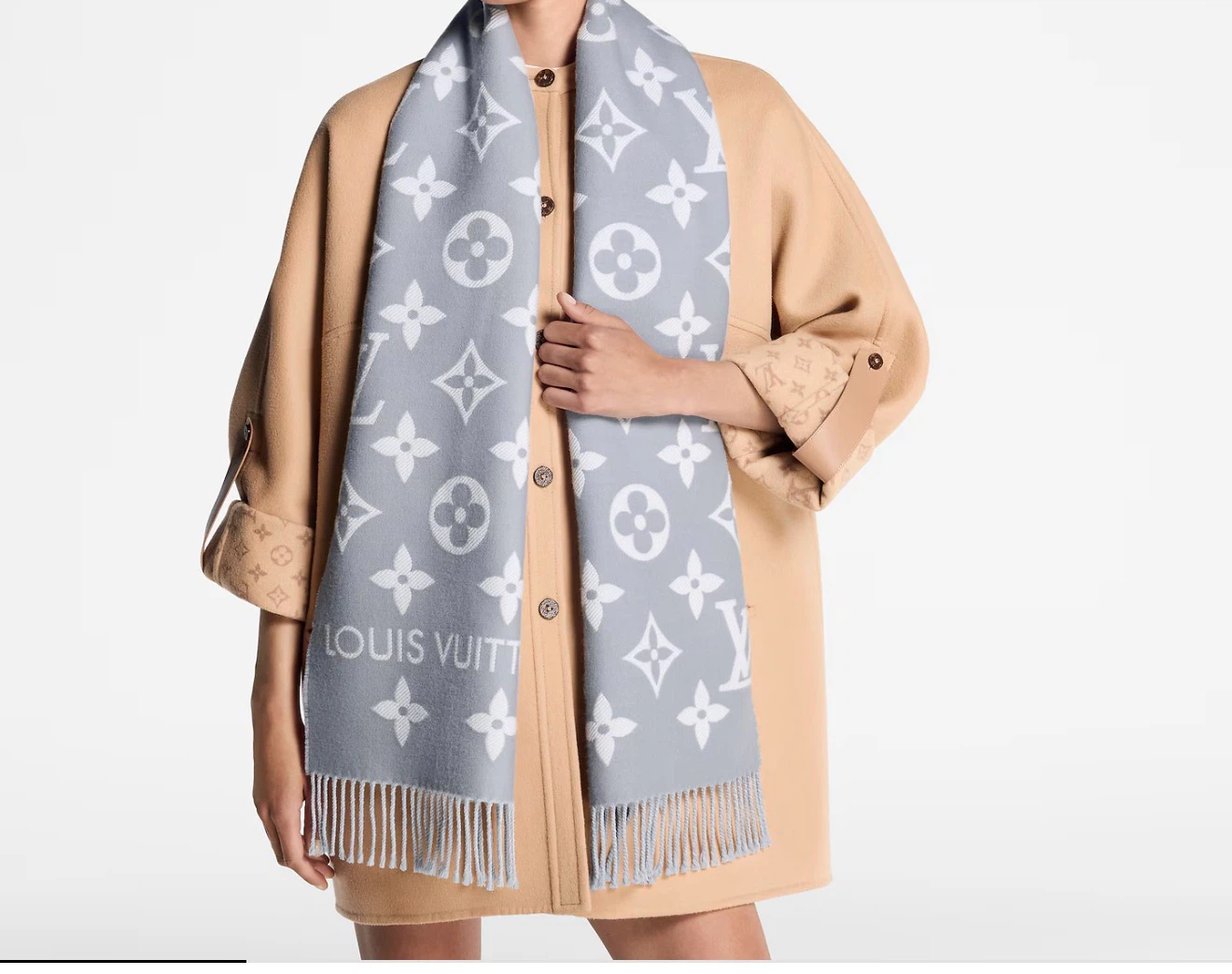Louis Vuitton LV Essential Scarf