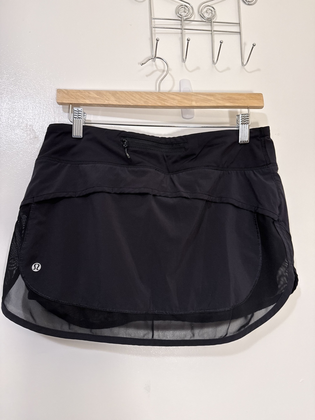 Lululemon Black Mesh Athletic Skort Size 8 - photo 4