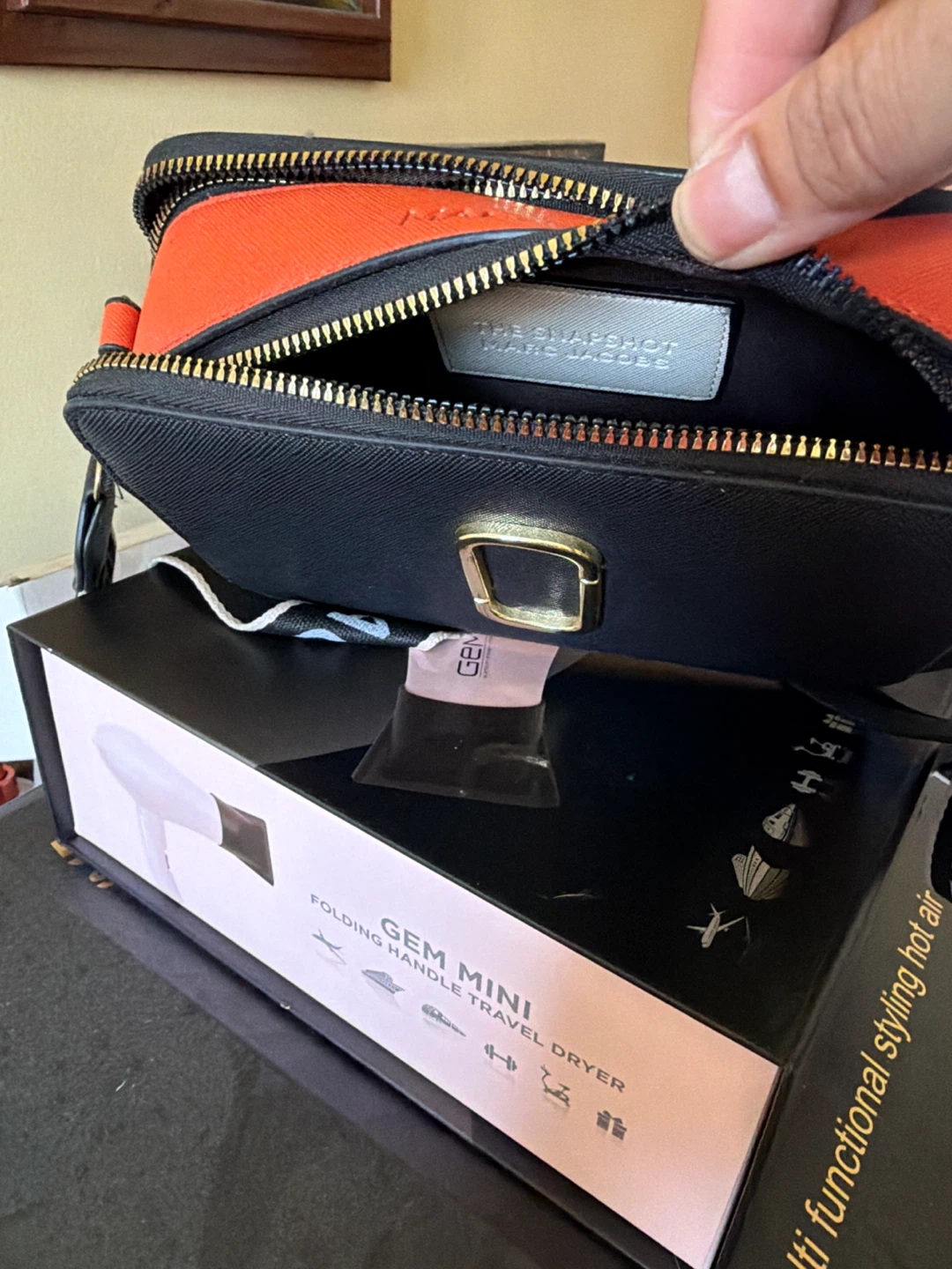 Marc Jacobs Snapshot Camera Bag Black Leather - photo 3