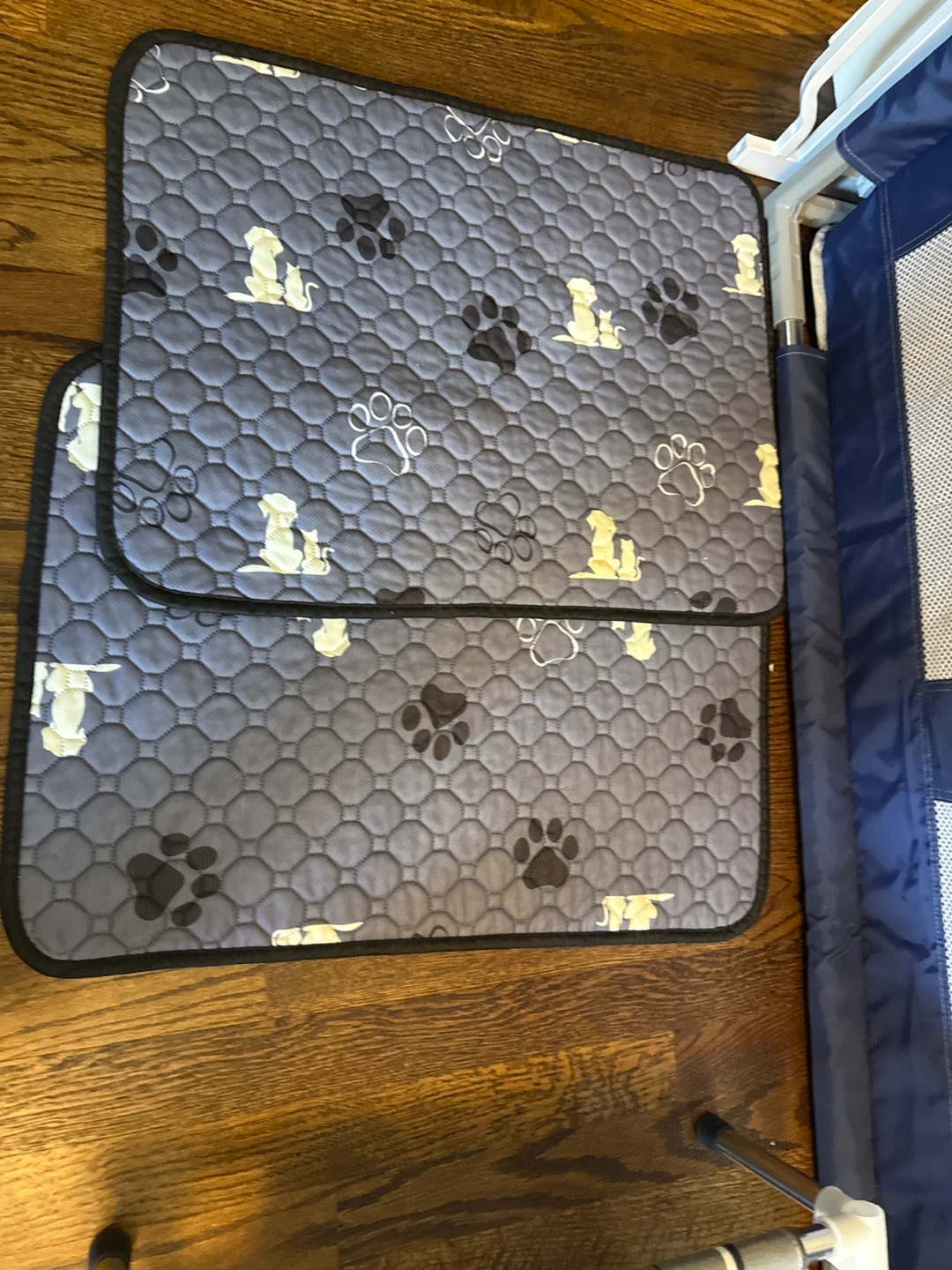Puppy Bundle: Playpen,Bed, Mats, Sling carrier. - photo 3