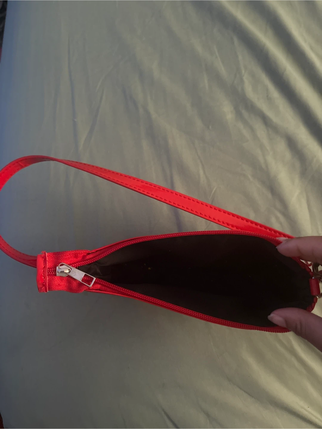 Red shoulder bag - photo 2