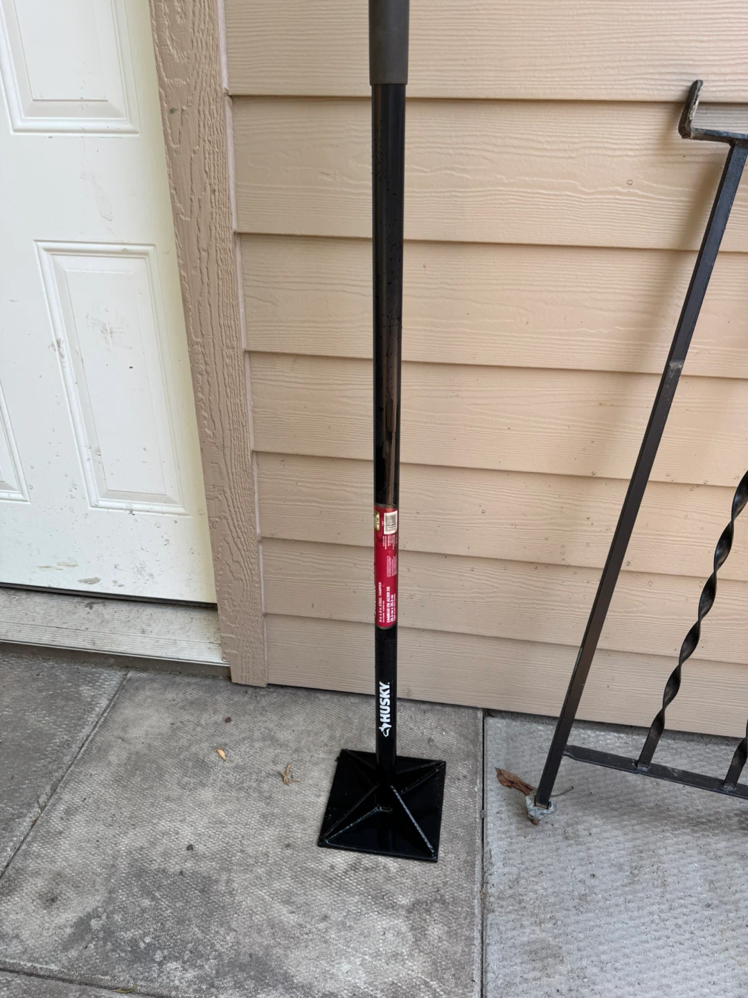 Husky 8" x 8" Steel Tamper