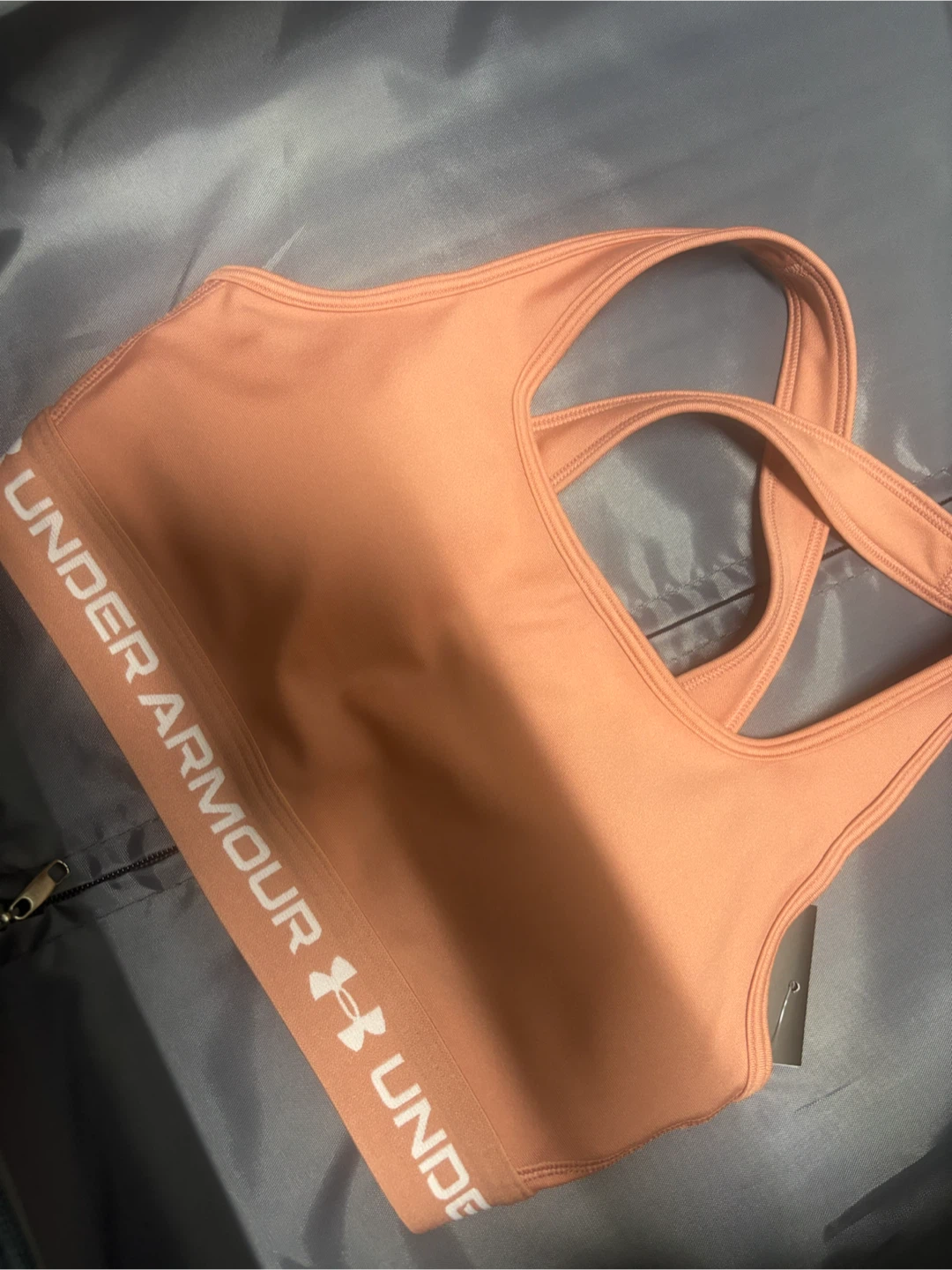 Under Armour Sports Bra - Size S/P - photo 2
