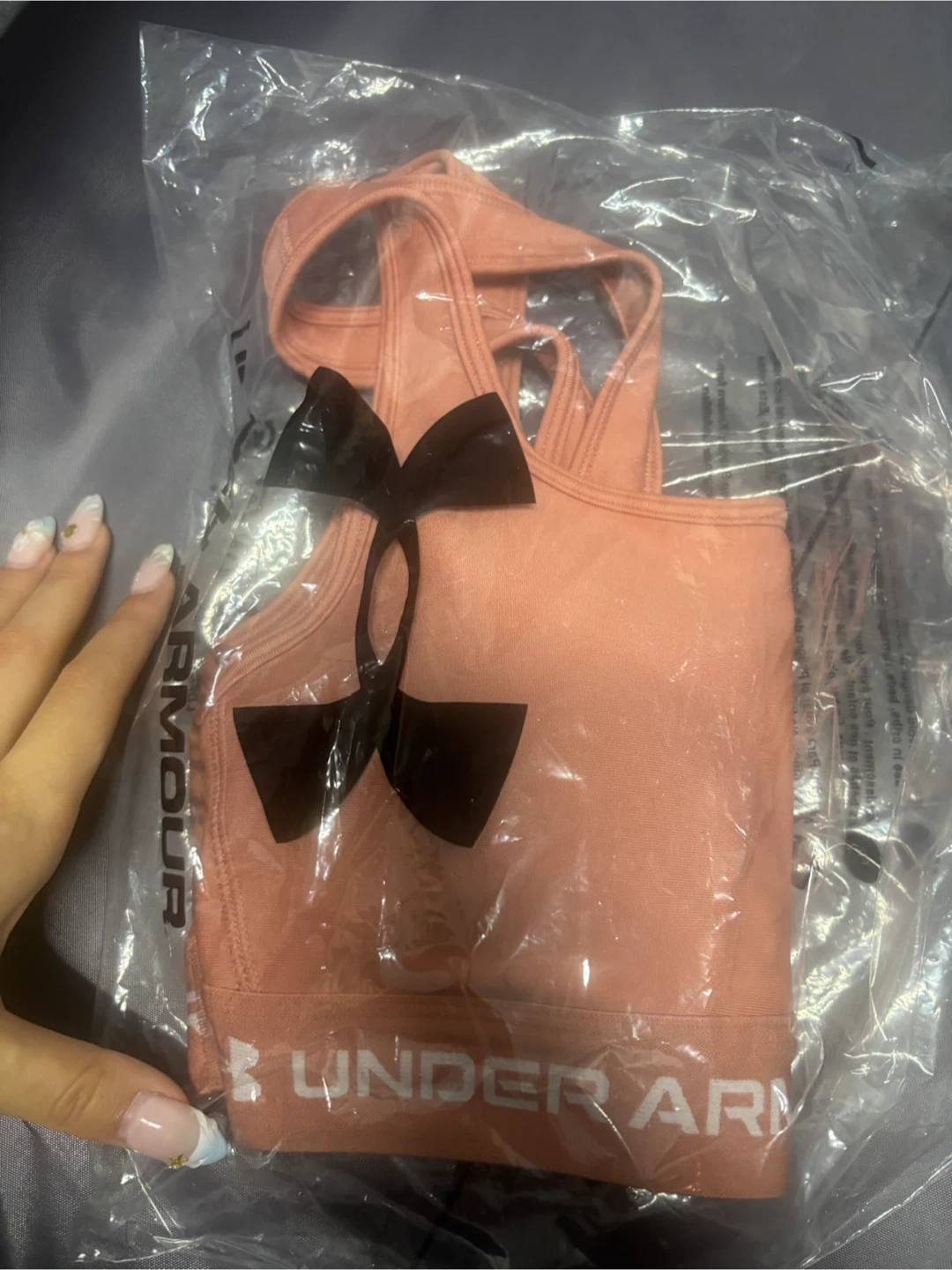 Under Armour Sports Bra - Size S/P - photo 4
