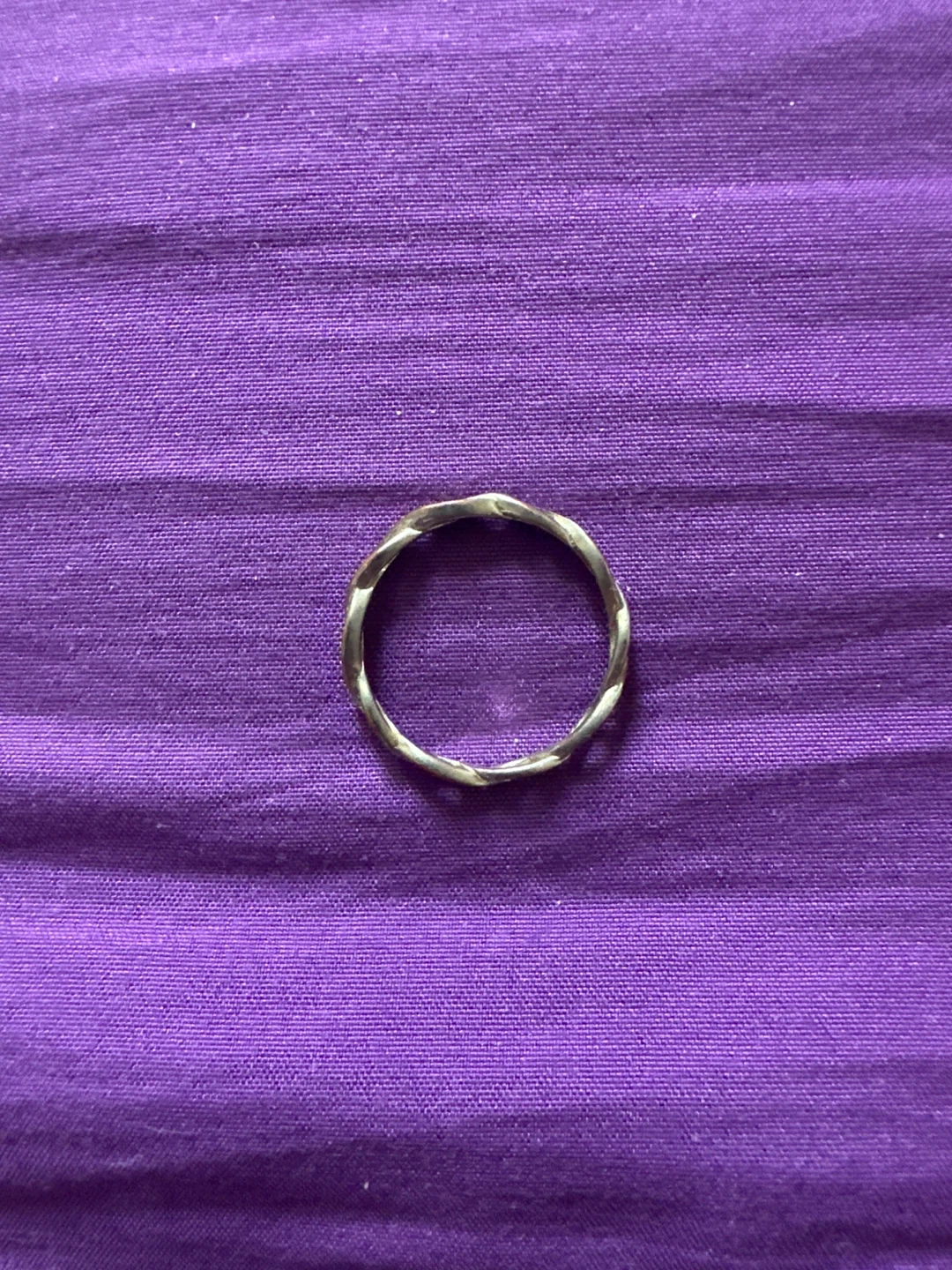 Twisted Band Ring