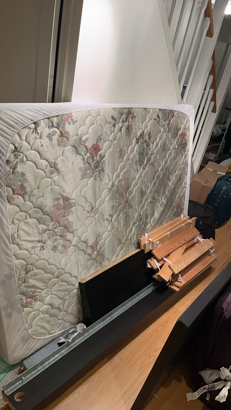 Queen Size Bed Frame & Mattress – Disassembled