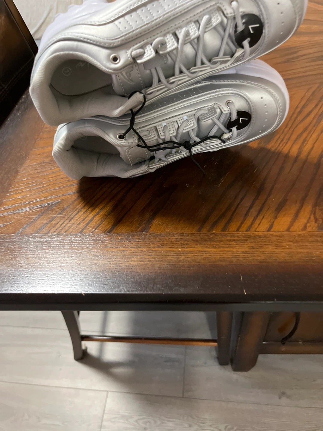 Athletic Works Men's Silver Sneakers Size 7 - photo 2