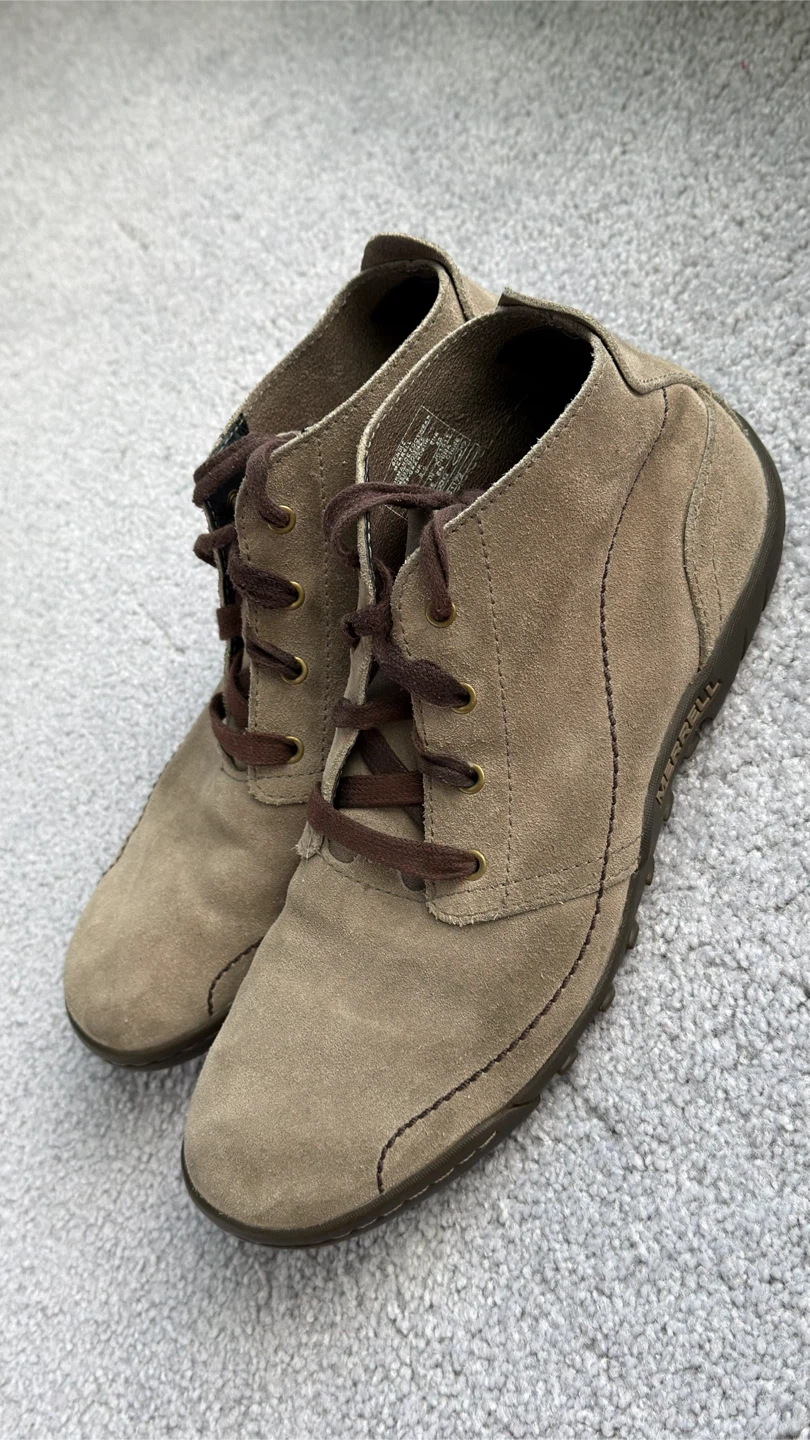 Merrell Suede Chukka Boots - Men's Size 9