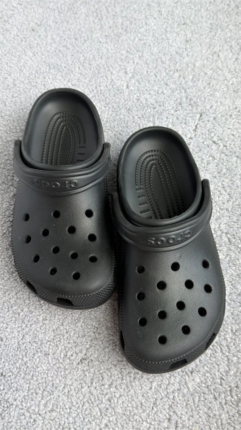 Black Crocs Clogs Size M 6 / W 8