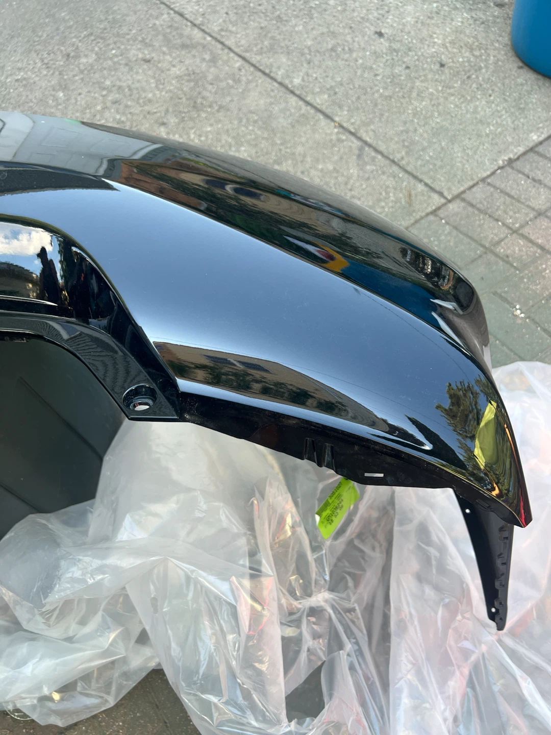 2015 Honda civic rear bumper fresh painted black - photo 4