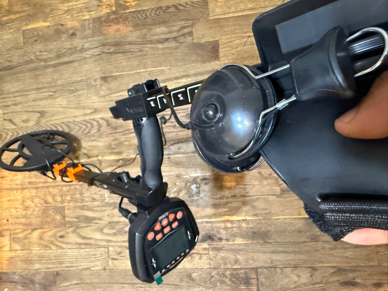 Gogonova Professional Metal Detector with Headphones