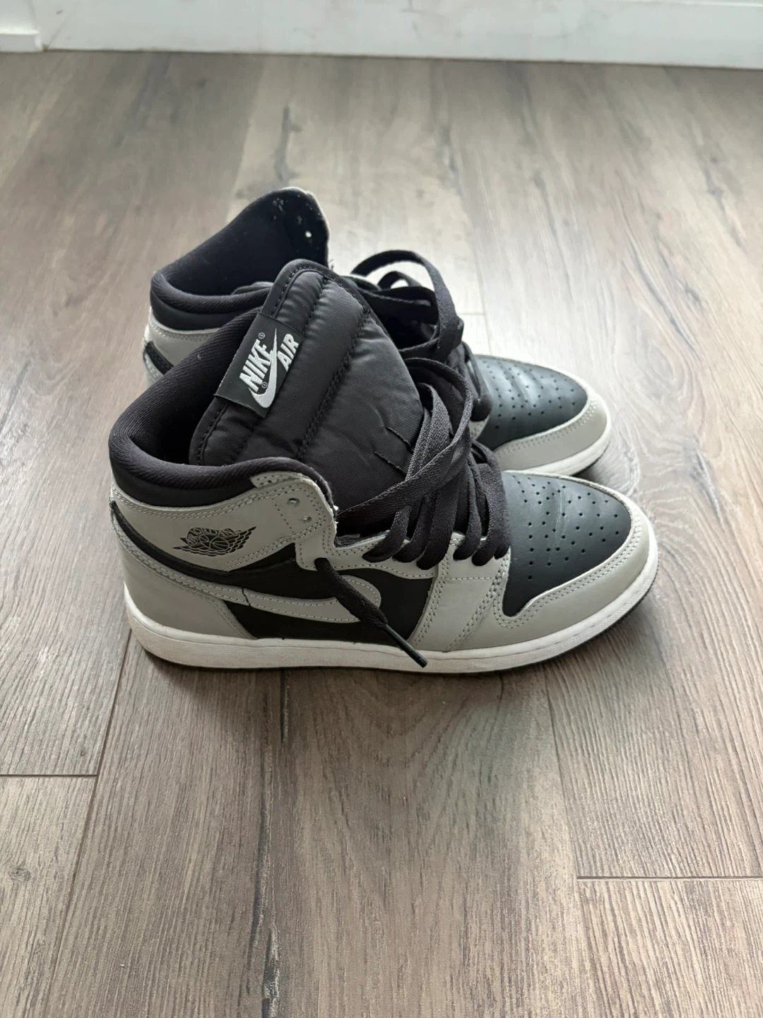 Air Jordan 1 High OG Chaussures Gris Noir Taille 10 - photo 2