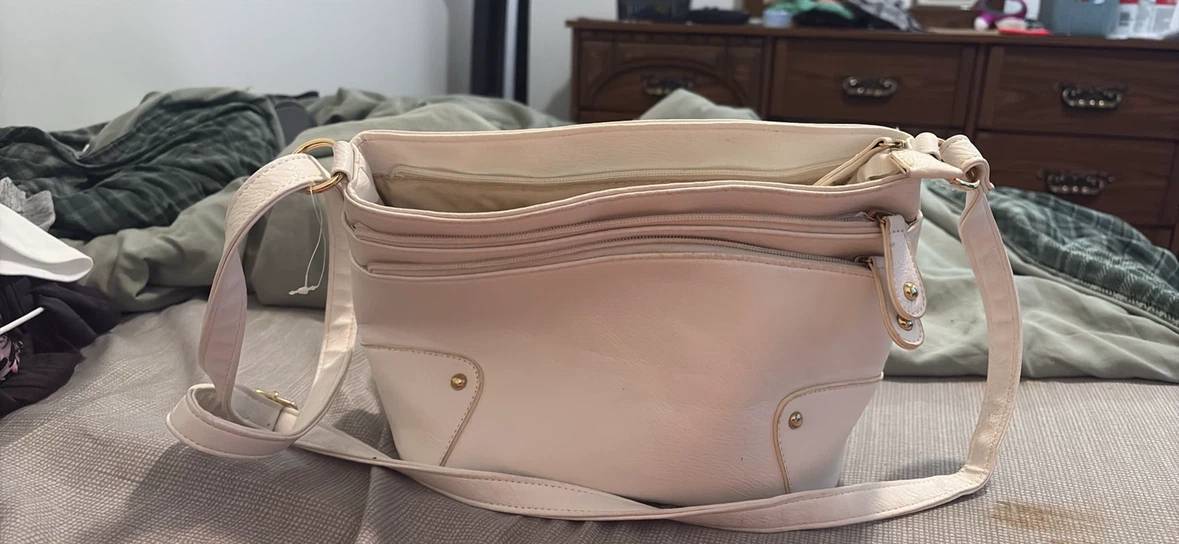 White shoulder bag