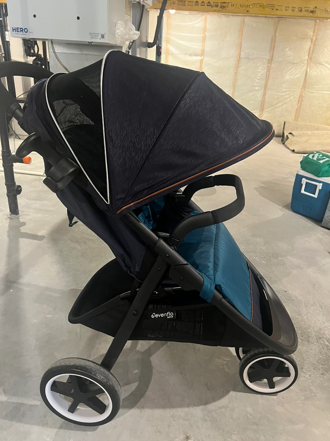 Evenflo Gold LiteMax Infant Car Seat and Stroller - photo 5