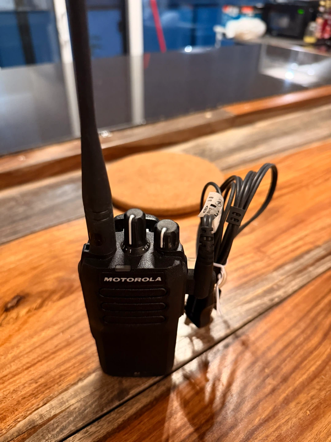 Motorola MOTOTRBO R2 UHF Digital Two-Way Radio