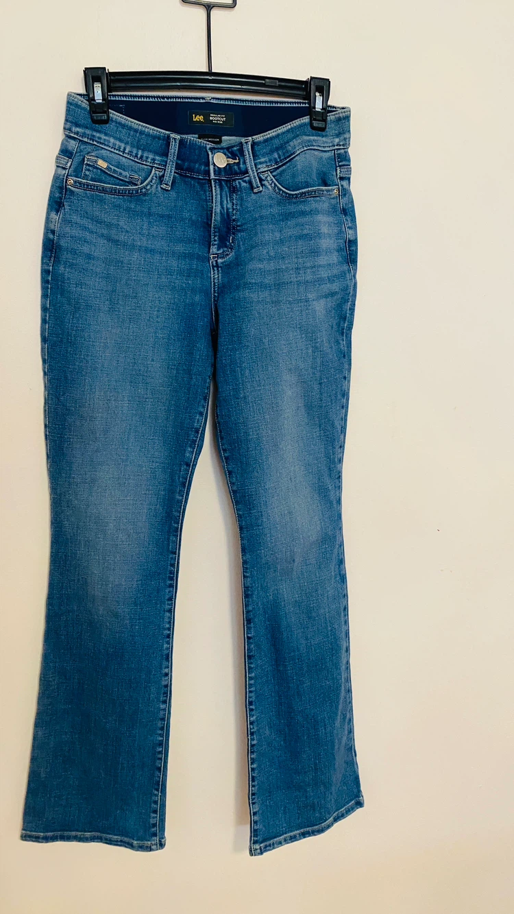 Lee Mid Rise bootcut size 4 - photo 5