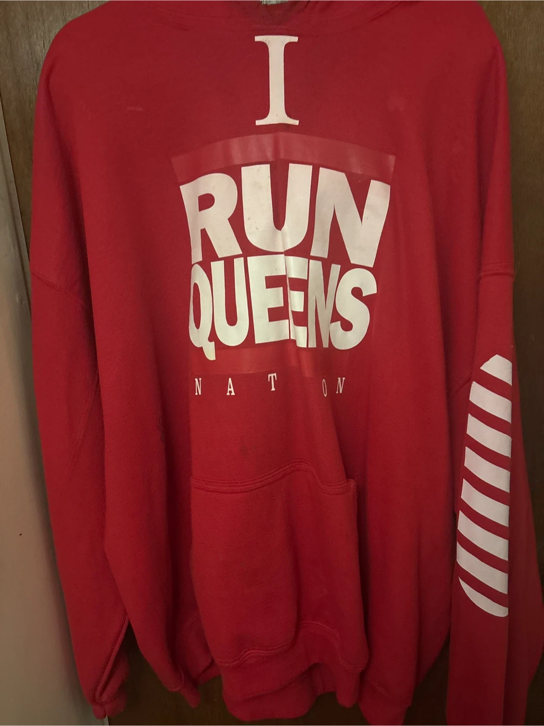 Red "I Run Queens Nation" Hoodie - photo 2