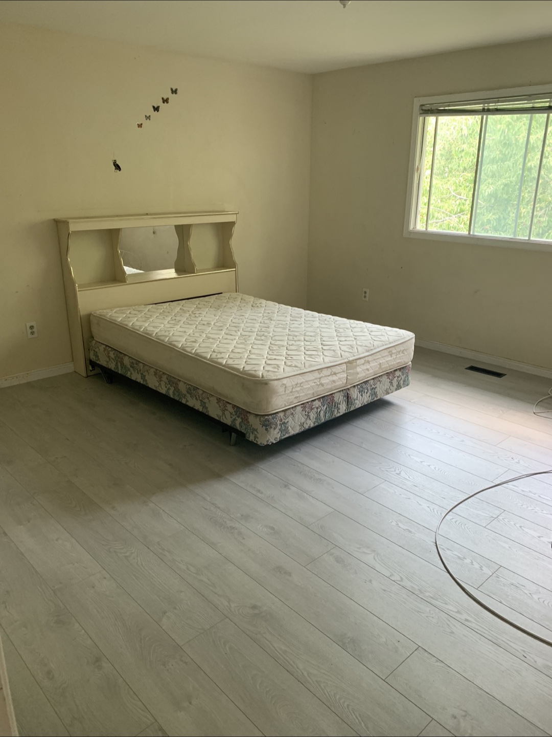 Upper Level Room Kennedy/Bovaird Move Today