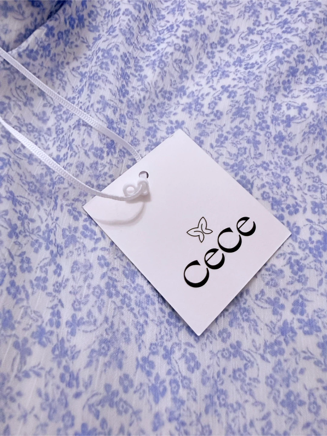 CeCe Floral Print Ruffle V-Neck Blouse - photo 5