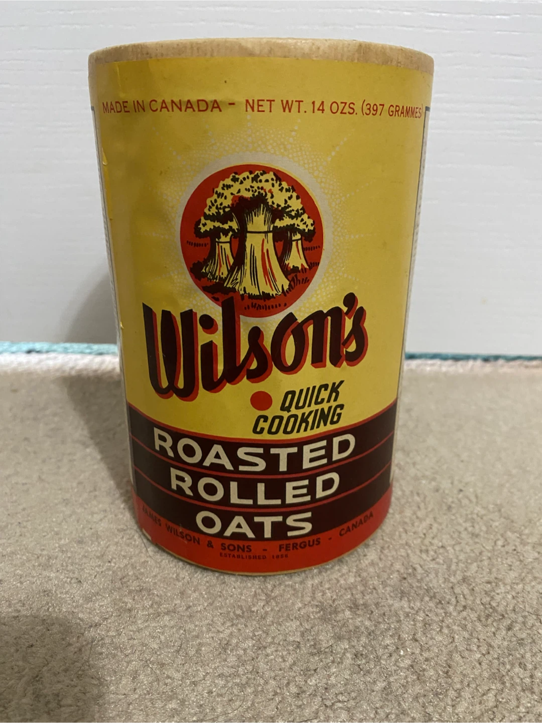 Vintage Wilson’s Oats Cardboard Container - photo 2