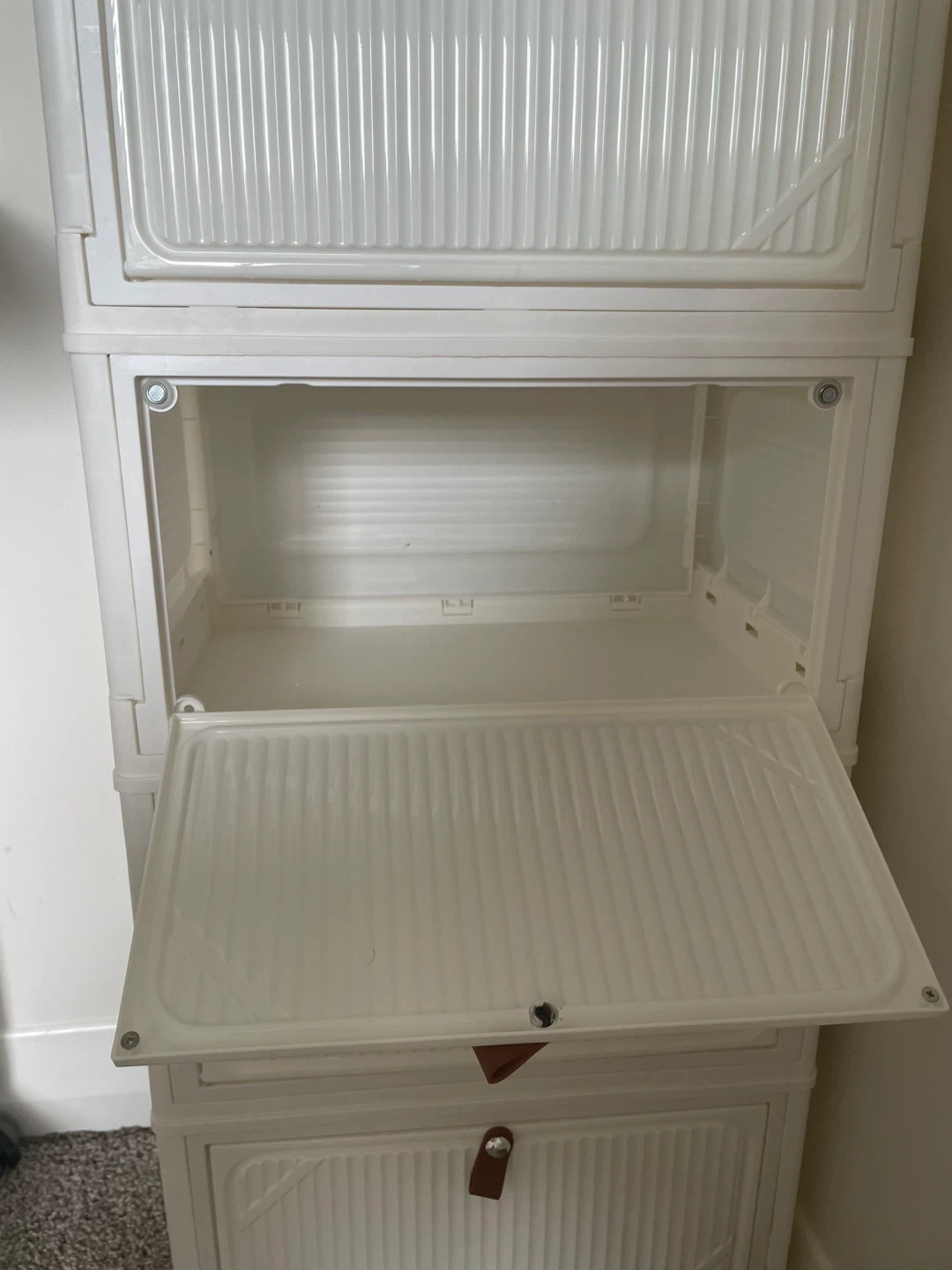 White Plastic Storage Cabinet with 5 Drawers - photo 2