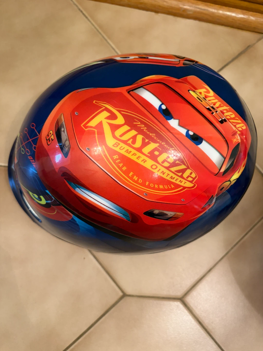 Disney Pixar Cars Lightning McQueen Helmet - photo 4