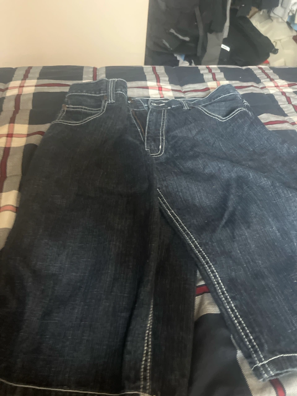 Ecko Unltd. Denim Jeans with Wing Design