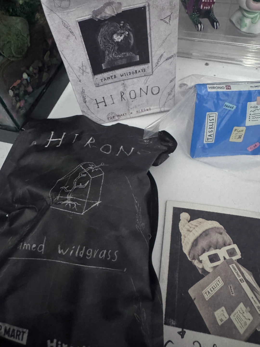 Pop Mart Hirono Tamed Wildgrass Blind Box - photo 3
